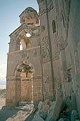 Akdamar island, church of the Holy Cross 